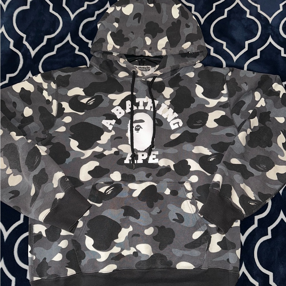 BAPE City Camo College Online Exclusive
Pullover Hoodie